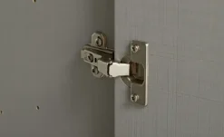 Kleiderschränke|Garderobenschränke^Drehtürenschrank